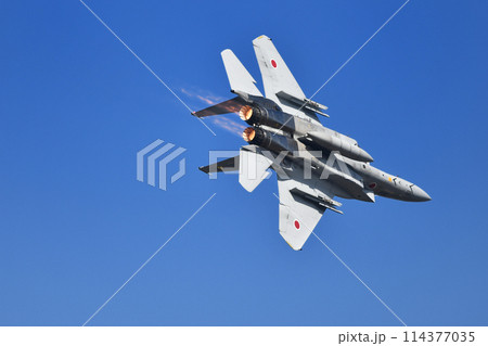 戦闘機 飛行機 F-15 アフターバーナーの写真素材 - PIXTA