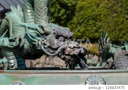 竜 像 銅像 龍の写真素材 - PIXTA